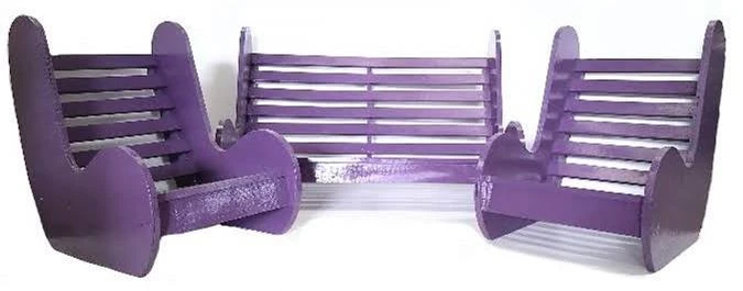 Rincón de lectura completo con almohadones (1 sillón grande, 2 chicos, mesa)